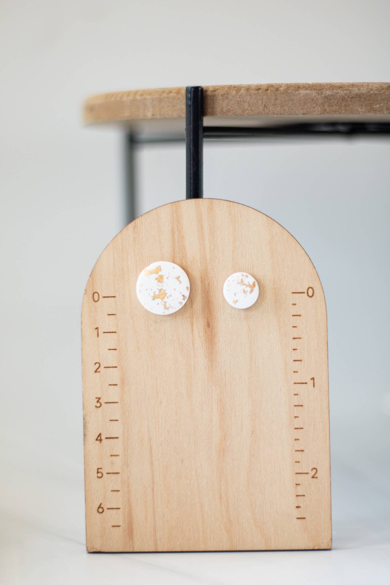 Gold Flaked Collection: Small studs
