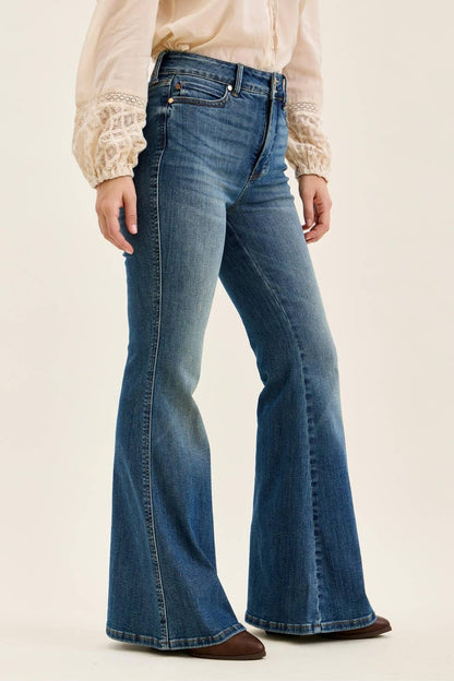 Judy Blue Flare