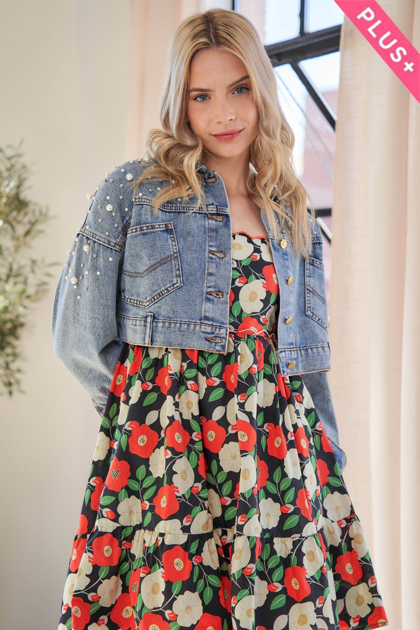 Pearl Detail Crop Denim Jacket