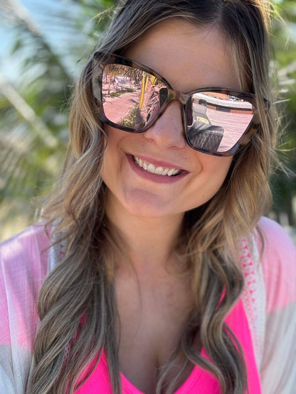 Medium Cat Eye Sunglasses : Cheetah