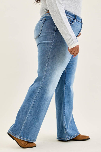 HW Vintage Wash Retro Wide Leg - PLUS: MD / 16W