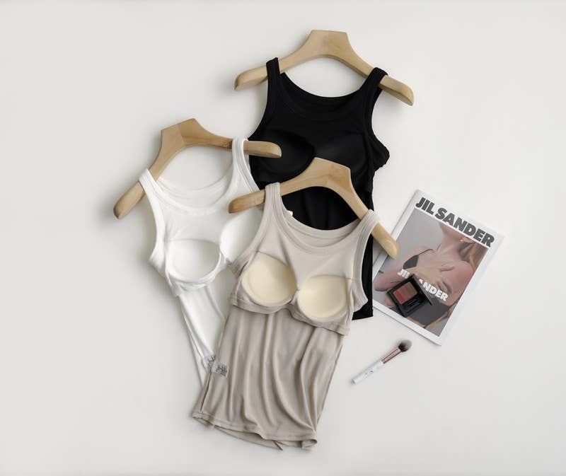 Essential Basic Rib Soft tank top w built in bra: Black / S