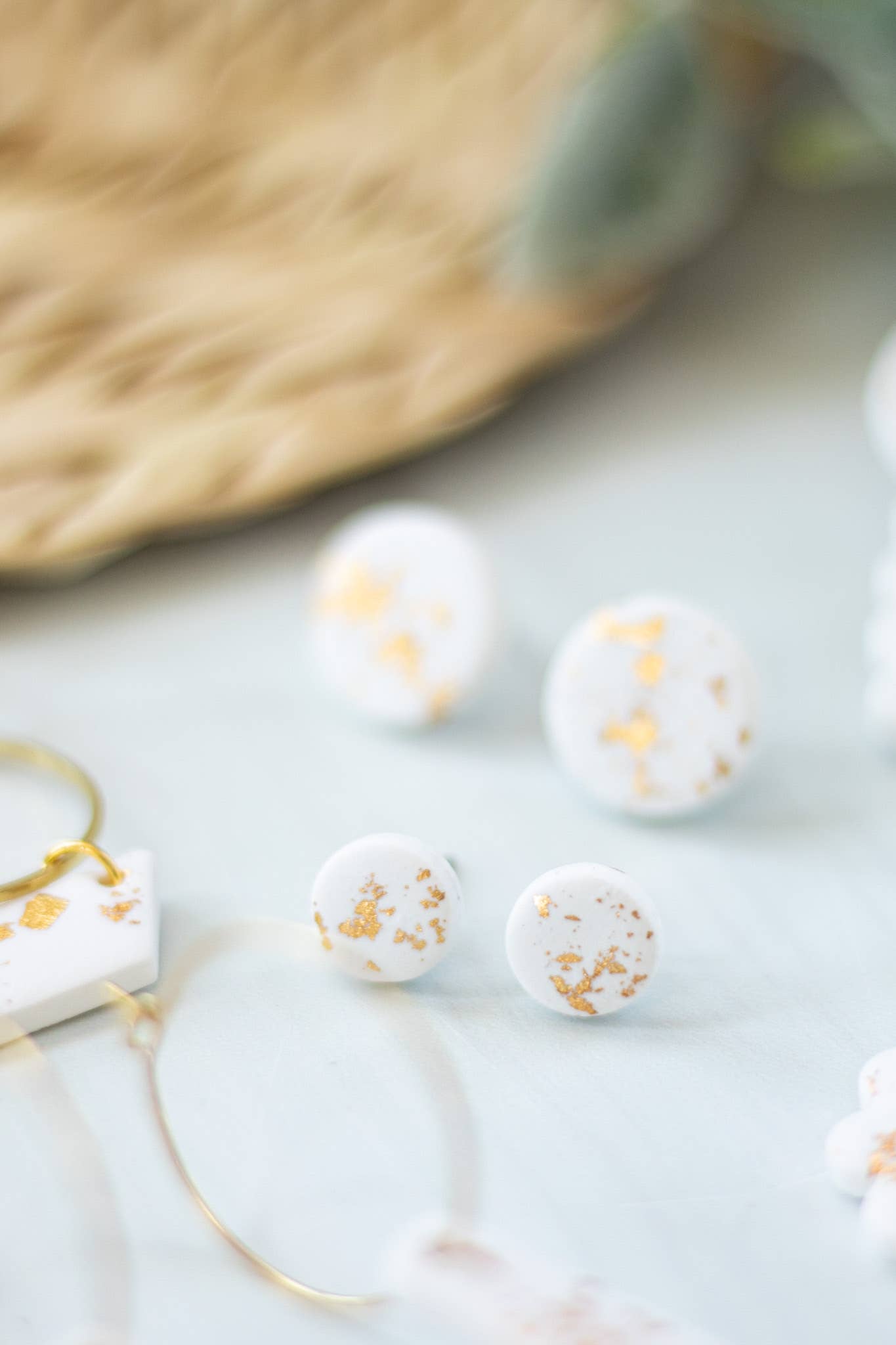Gold Flaked Collection: Small studs