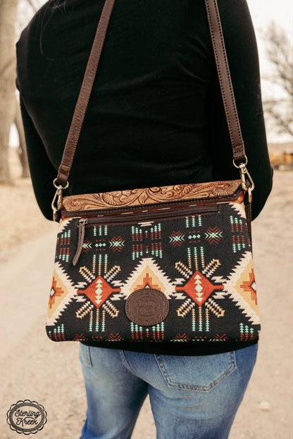 HORSESHOE CROSSBODY BAG