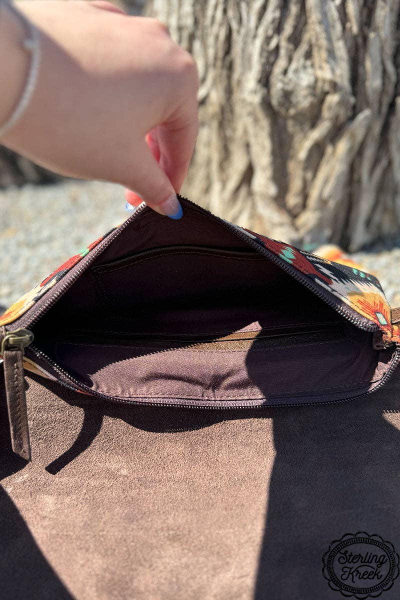 HORSESHOE CROSSBODY BAG
