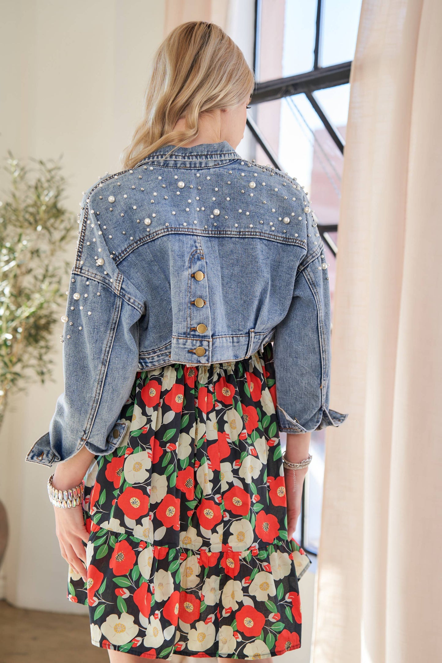 Pearl Detail Crop Denim Jacket